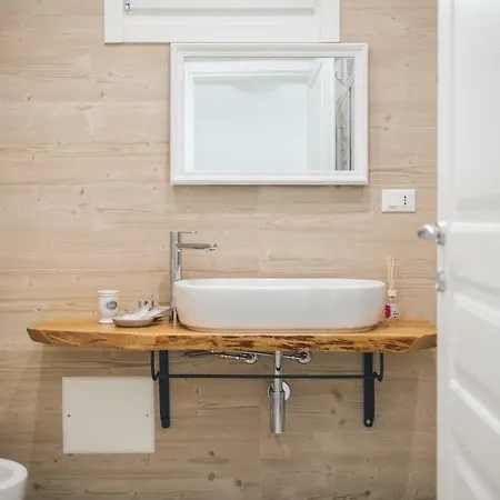 לינה וארוחת בוקר Amphitrite B&B לצ'ה